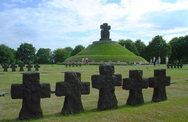 German_military_cemetery_Normandy_1